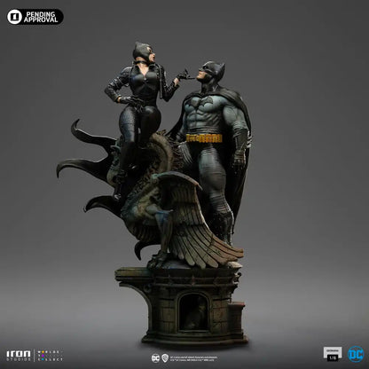 Batman & Catwoman Diorama DC Comics Art Scale