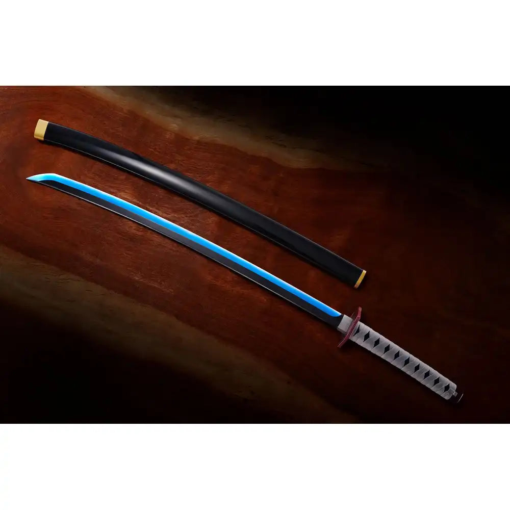 Nichirin Sword (Giyu Tomika) Replica 1/1 Demon Slayer: Kimetsu no Yaiba Proplica