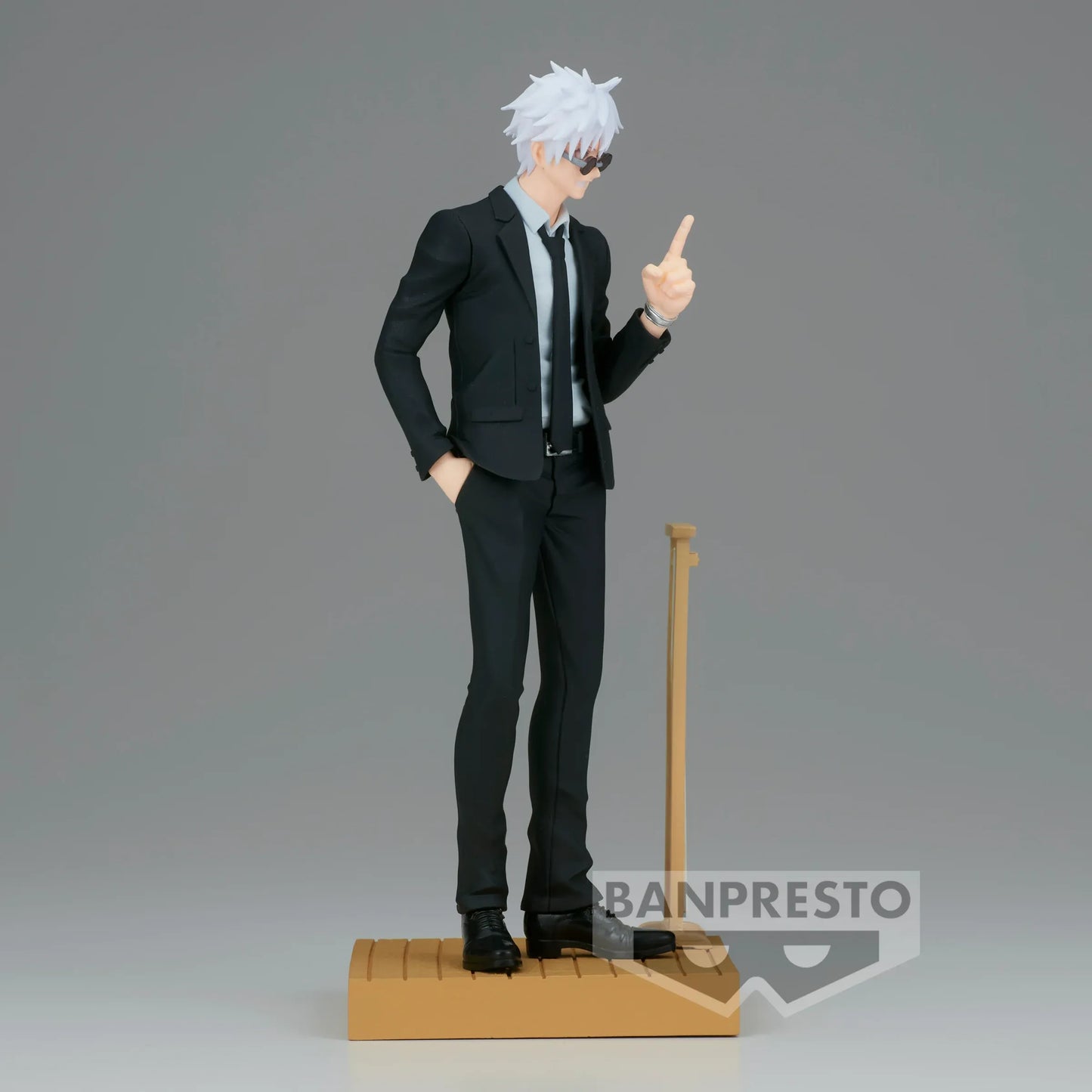 Satoru Gojo Suit Ver. Jujutsu Kaisen Diorama Figure